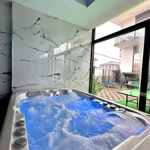 Otel Luxmani &, Tiflis
